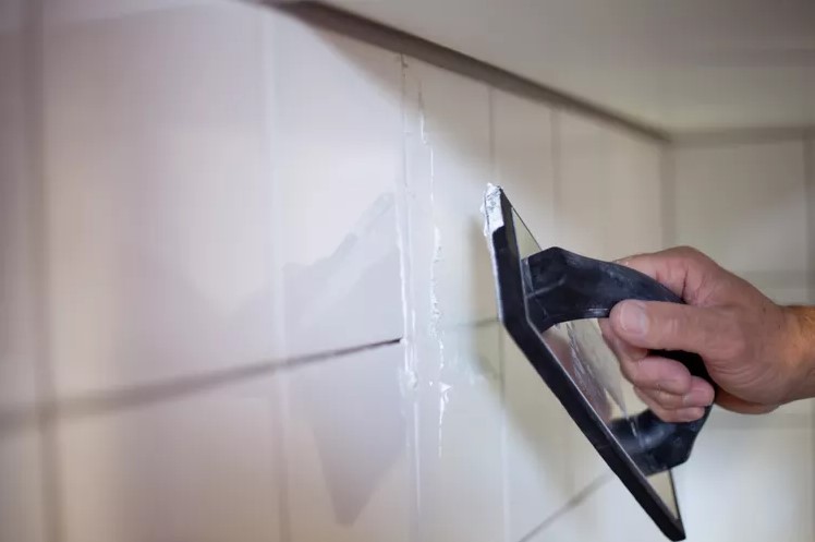 Using a Float for Grouting Like a Pro